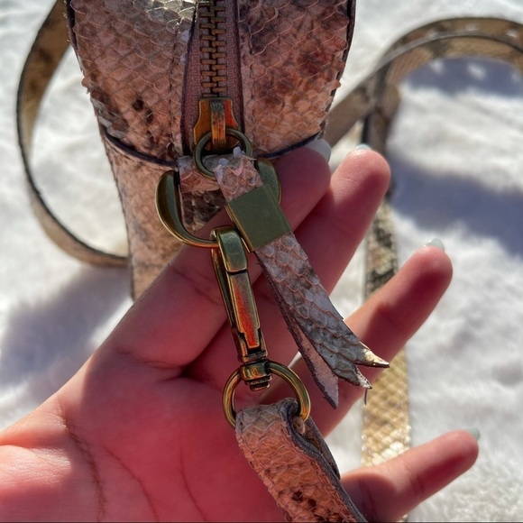 Madewell The Transport Snake Leather Camera Bag - Picture 11 of 12